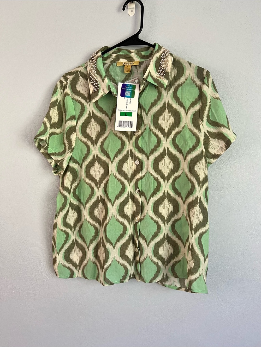 Love Forever Beaded Collar Ikat Blouse – Large – NWT
